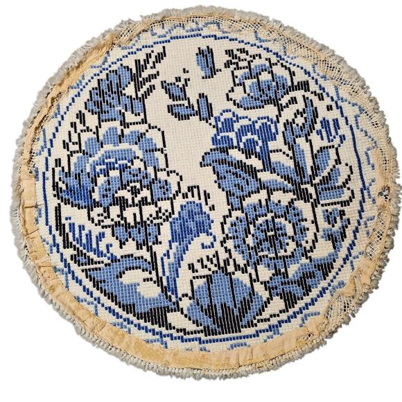 Vtg MCM 50s Latch hook Rug Circle‎ Blue Floral Handmade Cottage Shabby 32" Round - Picture 6 of 15